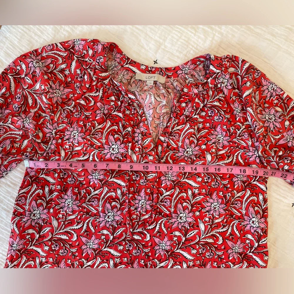LOFT Spring Bloom Tie Neck Puff Sleeve Floral Puff Sleeve Peasant Top Size M